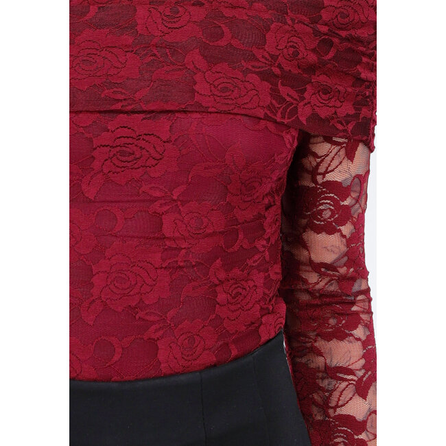 Eleganter Spitzenbody mit langen Ärmeln in Bordeaux