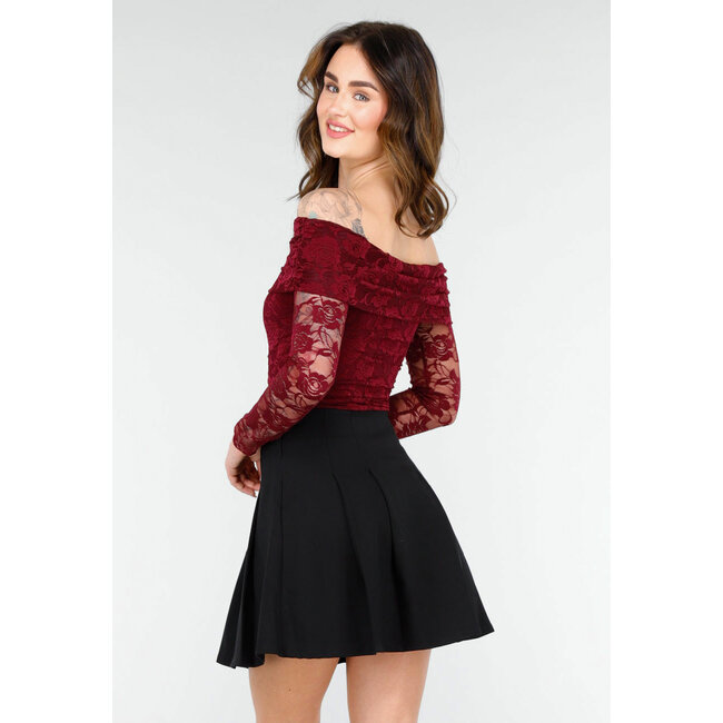 Eleganter Spitzenbody mit langen Ärmeln in Bordeaux
