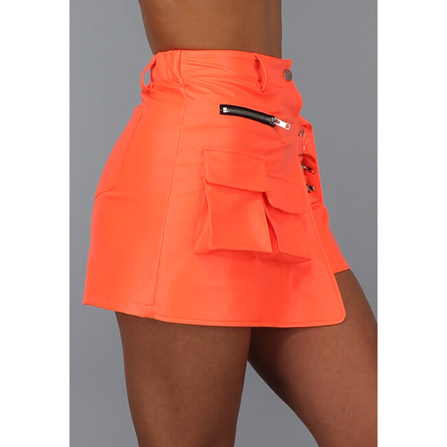 Neonorangefarbener Skort mit Cargo-Taschen