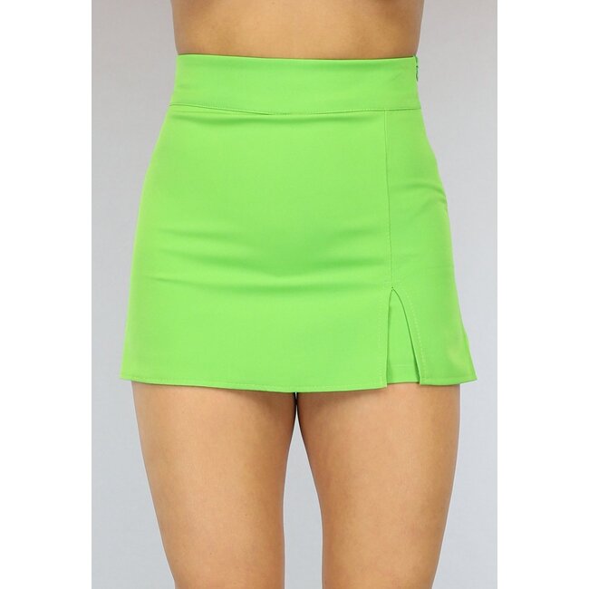 Grüner Skort mit Schlitz