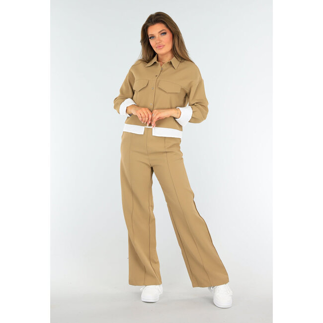 Zweiteiliges Set in Camel mit elastischem Bund und Blusendetail