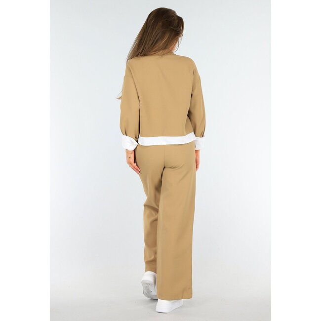 Zweiteiliges Set in Camel mit elastischem Bund und Blusendetail