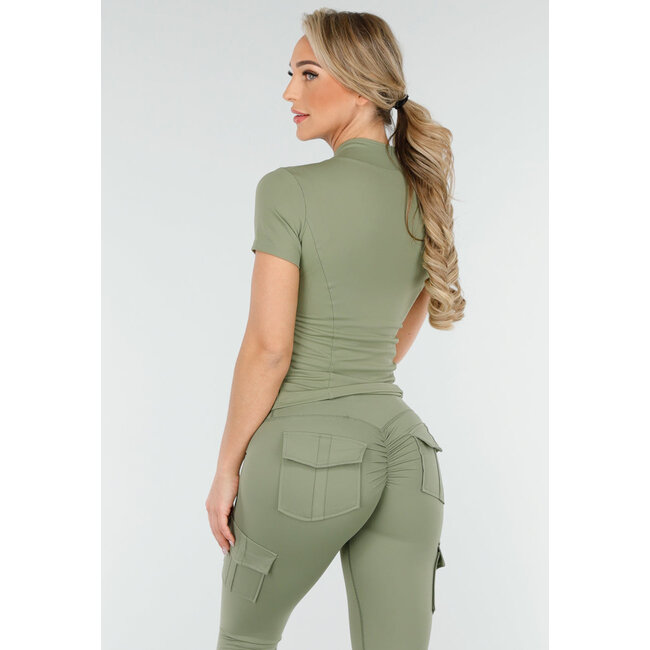 Khakifarbenes Sportset mit Cargotaschen, Reißverschlussjacke und Leggings mit hoher Taille