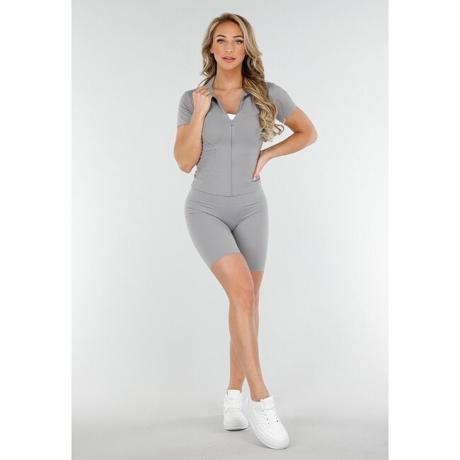 Graues Kurzarm-Sport-Set Jacke und Korrektur-Shorts mit hohem Bund