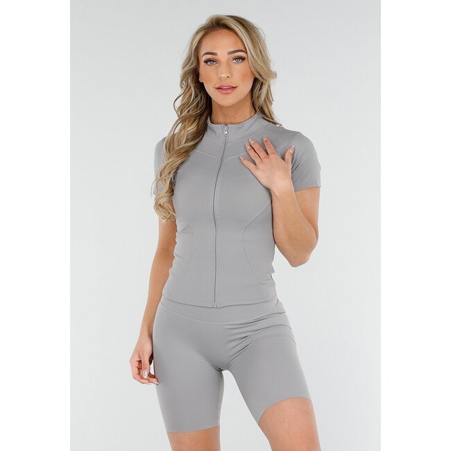 Graues Kurzarm-Sport-Set Jacke und Korrektur-Shorts mit hohem Bund
