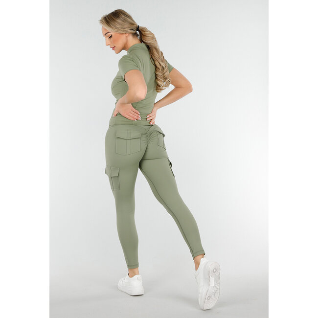 Khakifarbenes Sportset mit Cargotaschen, Reißverschlussjacke und Leggings mit hoher Taille