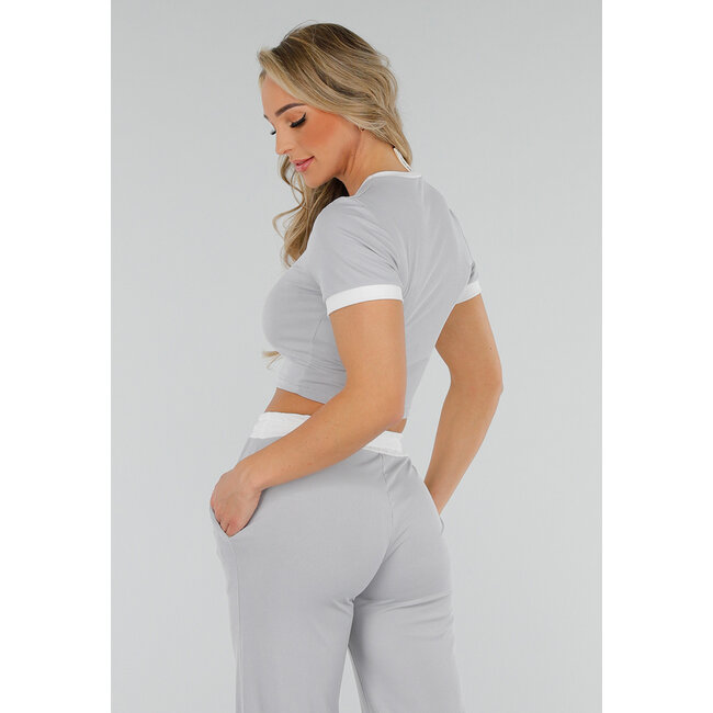 Graues zweiteiliges Set mit langer Hose und kurzem Oberteil mit Colourblocking-Details