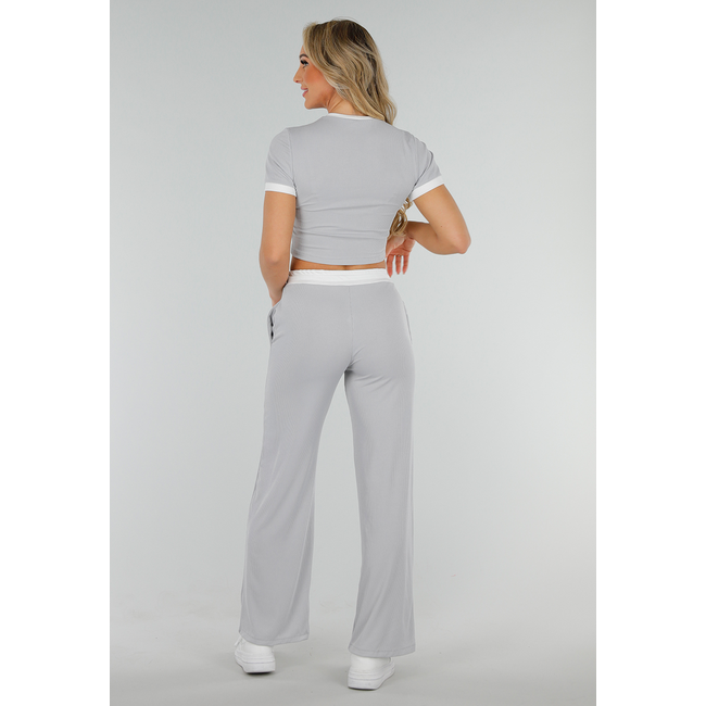 Graues zweiteiliges Set mit langer Hose und kurzem Oberteil mit Colourblocking-Details
