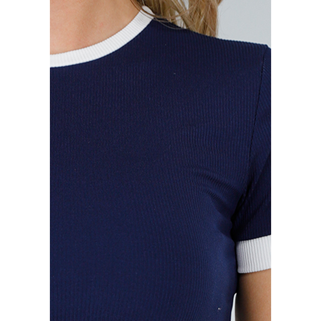 Marineblaues zweiteiliges Set mit langer Hose und kurzem Oberteil mit Colourblocking-Details