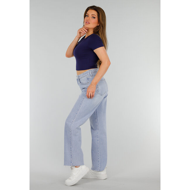 Dunkelblaues Stretch-Cropped-Top mit taillierter Passform