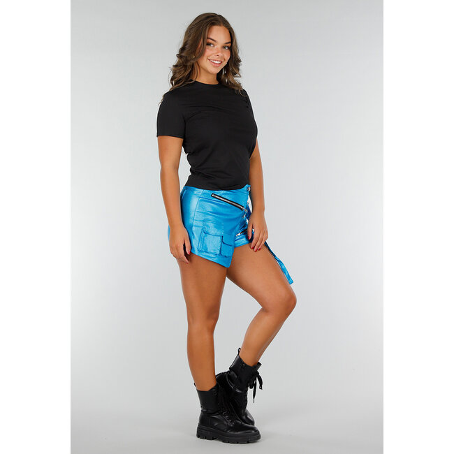 Schwarzes T-Shirt aus Baumwolle mit Stretch, lockerer Passform und kurzen Ärmeln