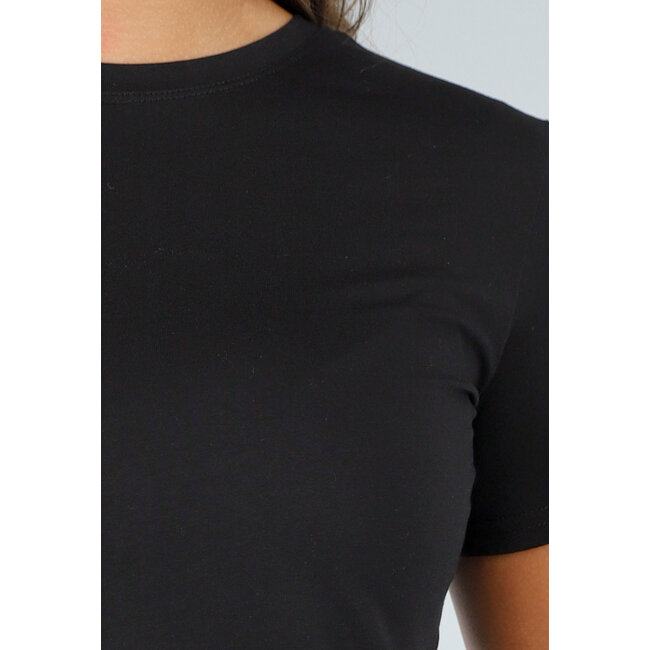 Schwarzes T-Shirt aus Baumwolle mit Stretch, lockerer Passform und kurzen Ärmeln