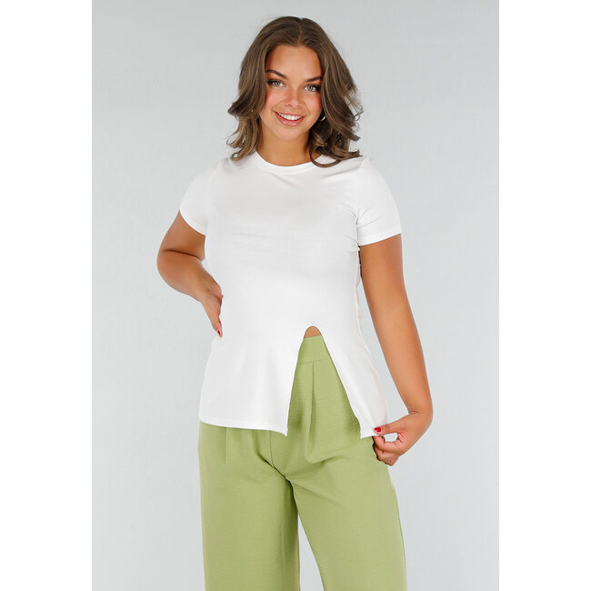 Weißes Stretch-T-Shirt mit Seitenschlitz, Rundhalsausschnitt und kurzen Ärmeln
