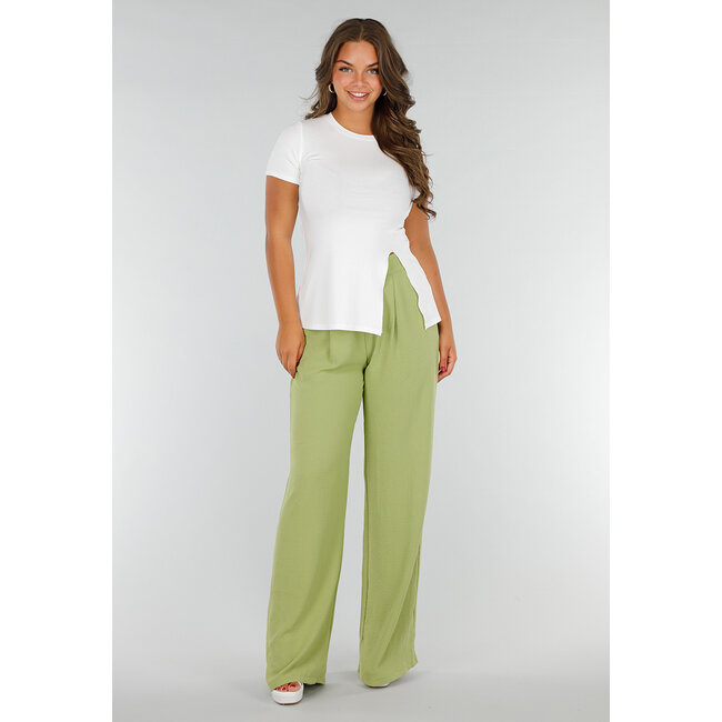 Weißes Stretch-T-Shirt mit Seitenschlitz, Rundhalsausschnitt und kurzen Ärmeln