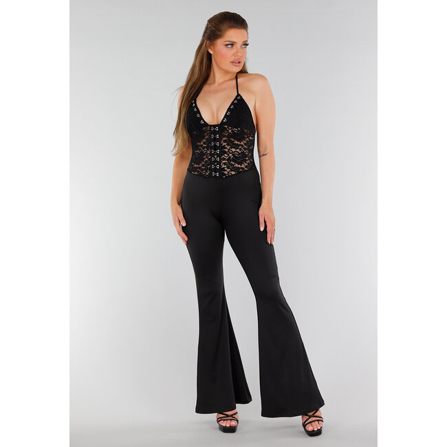 Schwarzer Jumpsuit mit Spitzenträgertop, V-Ausschnitt und ausgestellter Röhre