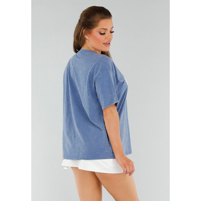 Blaues T-Shirt in Übergröße mit Stretch und weißem Buchstabenaufdruck