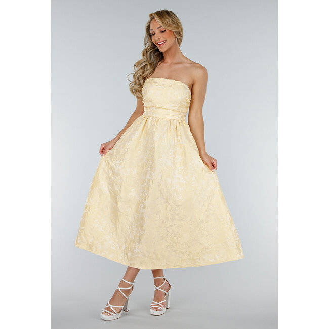Trägerloses Midikleid in Buttergelb mit Jacquard-Optik