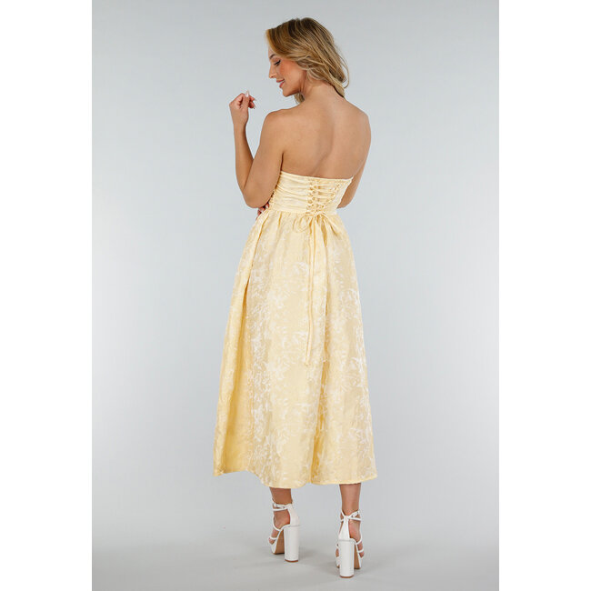 Trägerloses Midikleid in Buttergelb mit Jacquard-Optik