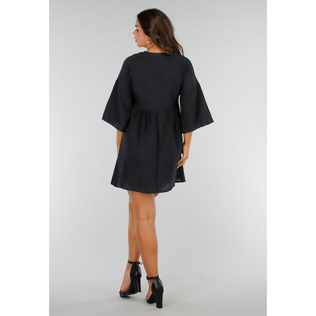 Schwarzes Musselin-Kleid mit V-Ausschnitt, Schleifendetail und Leinenoptik
