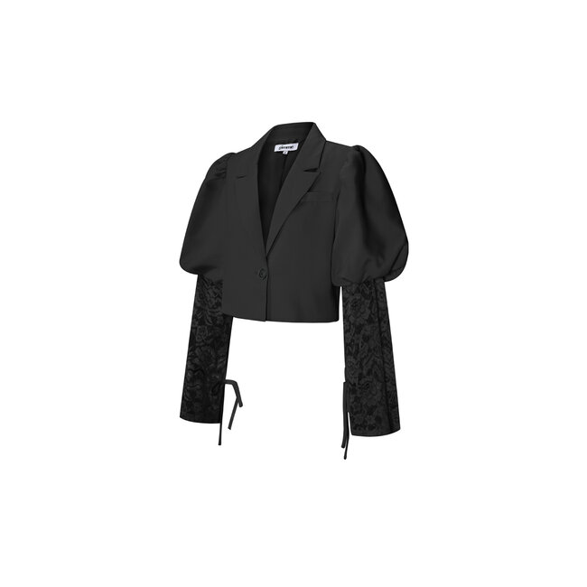 Schwarzer Kurzblazer mit Spitzenärmeln und Puff-Schultern