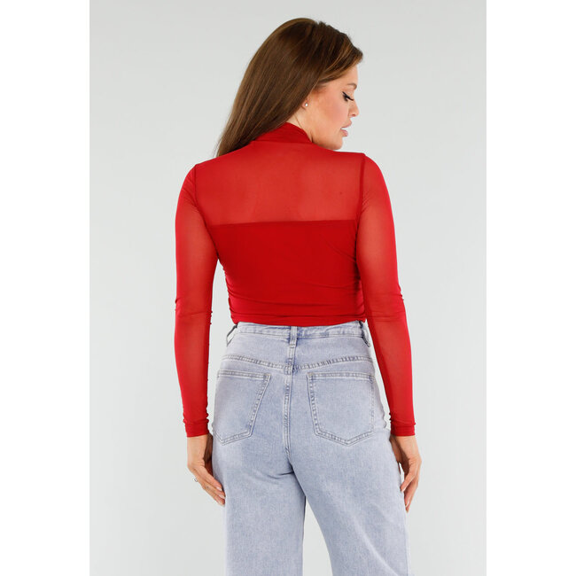 Rotes Mesh-Top mit hohem Ausschnitt und langen Ärmeln