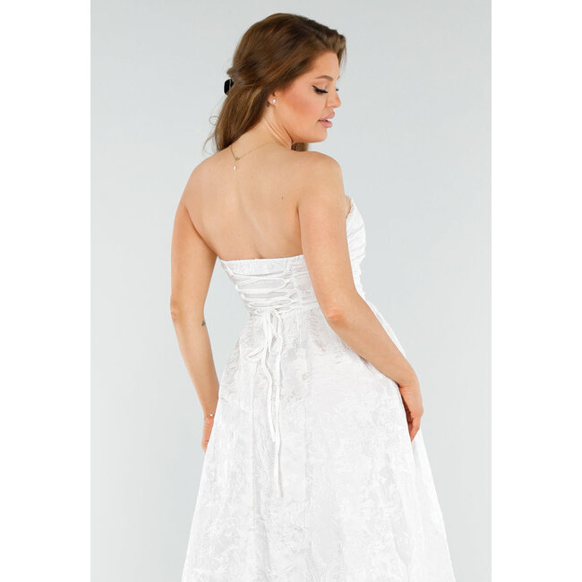 Weißes trägerloses Midikleid mit Jacquard-Look und Schnürung