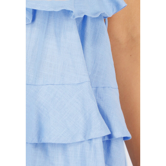 Hellblaues Volantkleid mit Spaghetti-Trägern und Leinenoptik