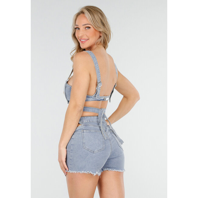 Blaues Denim-Set mit ausgeschnittenem Bustier und High Waist Short