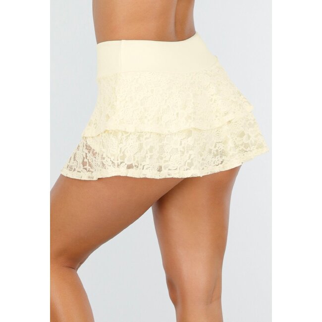 Buttergelber Skort mit Spitze und Rüschen