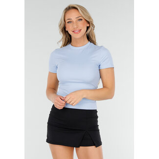 Hellblaues Sport-Top mit Stretch