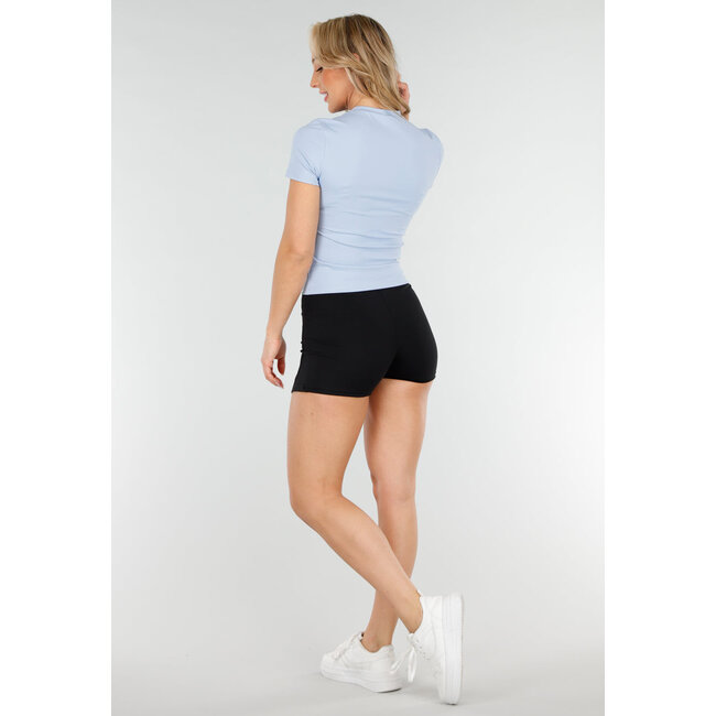 Hellblaues Sport-Top mit Rundhalsausschnitt und kurzen Ärmeln Stretch