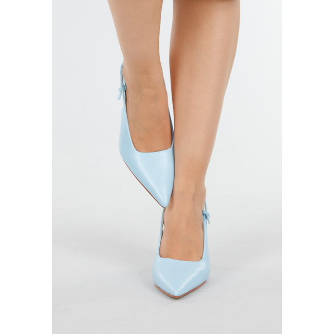 Pastellblaue Slingback-Pumps mit spitzer Nase und niedrigem Absatz