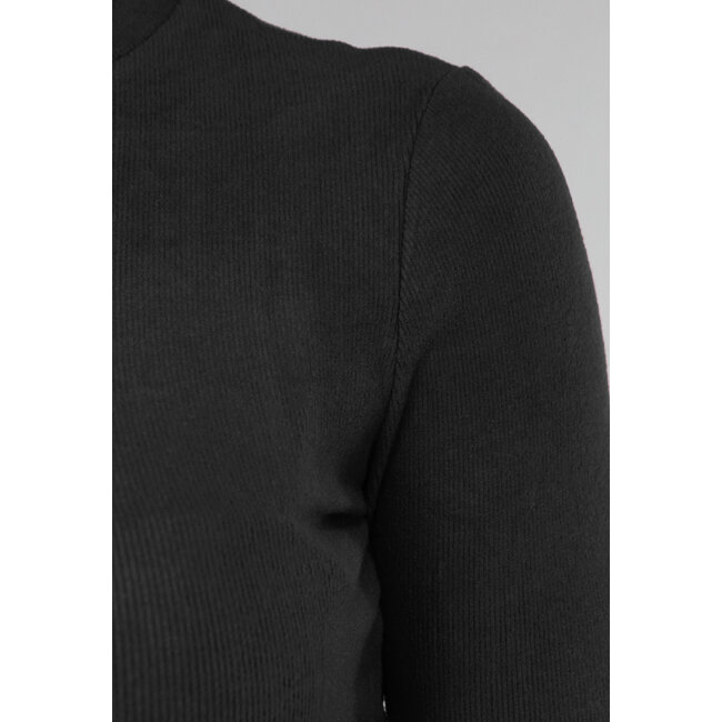 Schwarzes langärmeliges Top mit Farbe