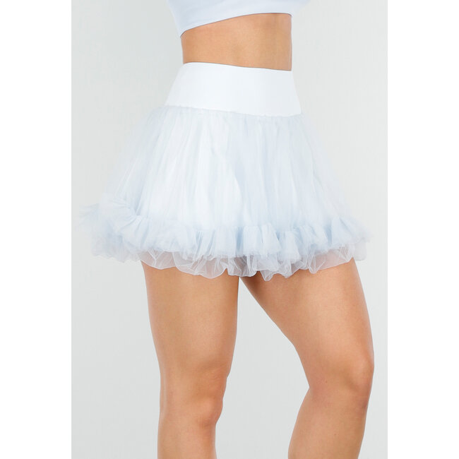 Hellblauer Tüllrock mit Unterhose und breitem Gummibund