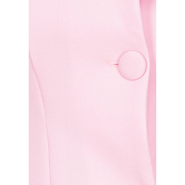 Hellrosa Stretchkleid mit Knöpfen, quadratischem Ausschnitt und Falten