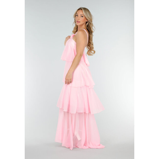 Hellrosa Langes Kleid mit Rüschen und Blumendetail am Ausschnitt