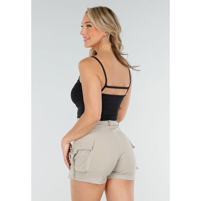 Schwarzes Top mit Ausschnitt, Spaghetti-Trägern und Stretch-Pads