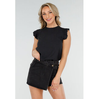 Schwarzes Top mit Volants und Schleife