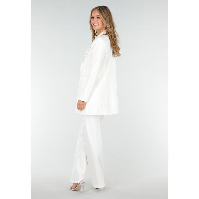 Elastischer, eleganter, halblanger Blazer in Offwhite