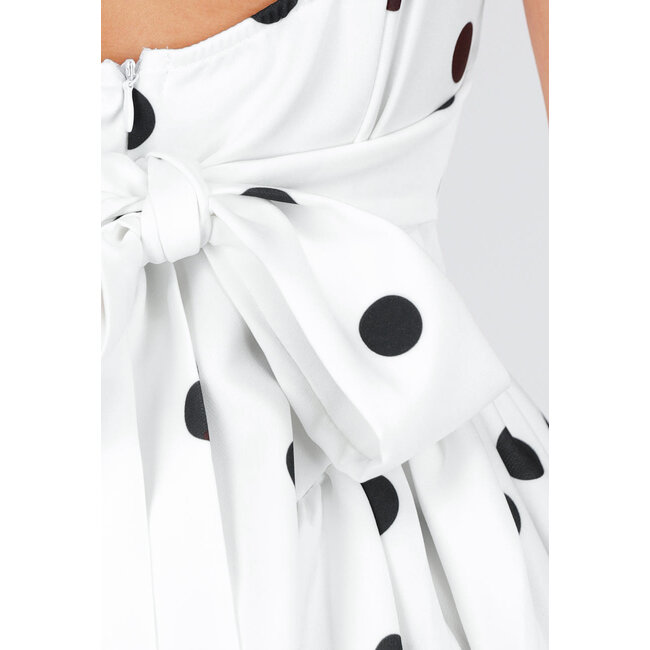 Weißes Polkadot-Kleid mit Stretch und eingearbeiteten Pads