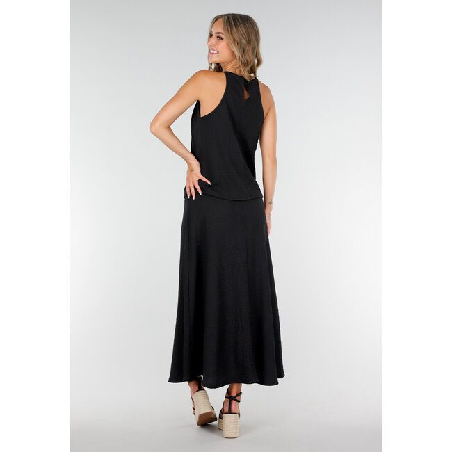 Schwarzes Maxi-Set mit hochgeschnittenem Oberteil und Stretch