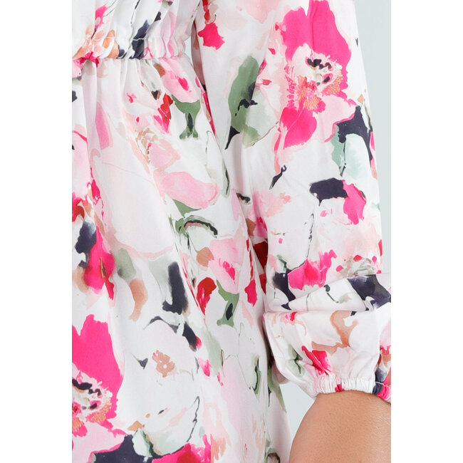 Weißer geblümter Playsuit mit langen Puffärmeln