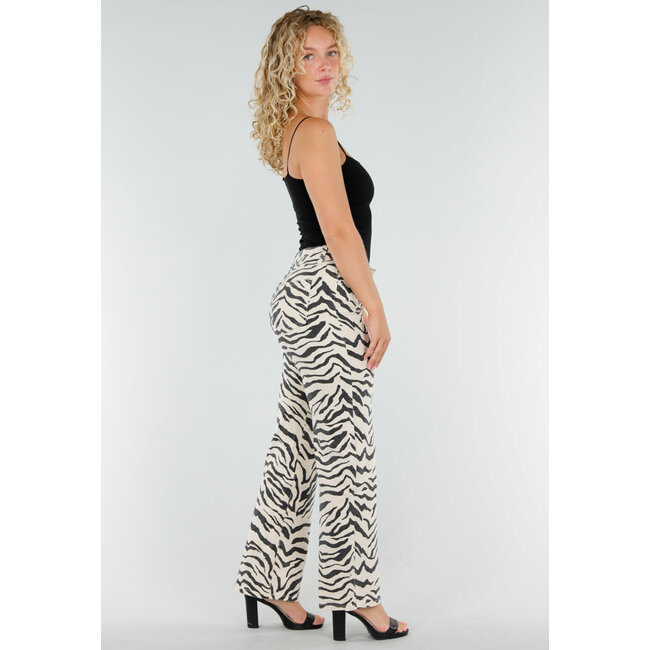 Schwarzes Stretch-Top mit Pads und Spaghetti-Trägern