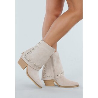 Beige Stiefelette mit Nieten