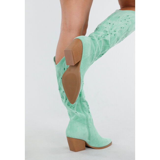 Mintgrüne Cowboystiefel in Wildlederoptik