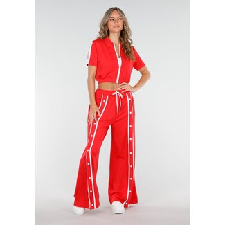 Rotes Set mit Weste und weiter Hose