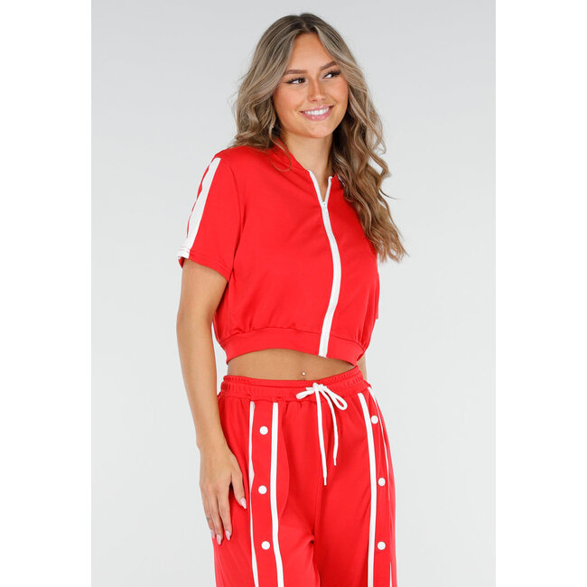 Rotes zweiteiliges Set mit Weste und weiten Beinen