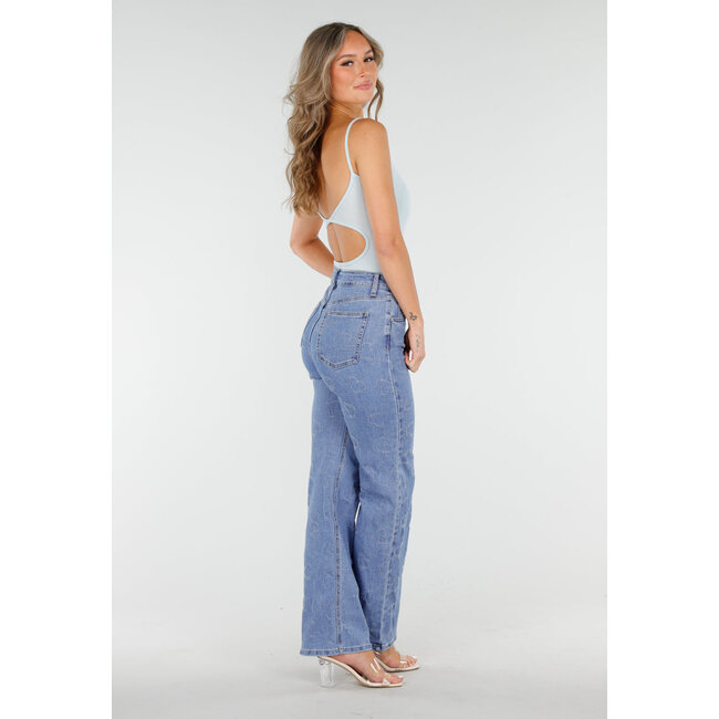 Hellblauer Bodysuit mit Spaghetti-Trägern und Pads