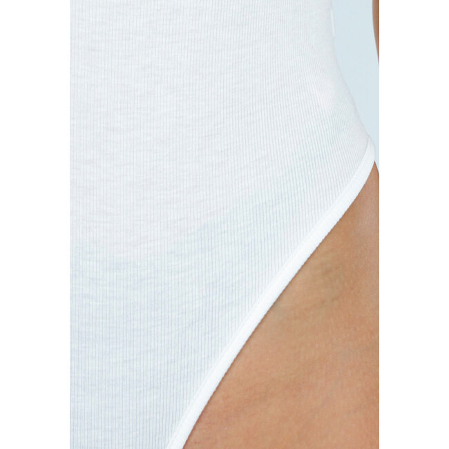 Weißer Bodysuit mit Spaghettiträgern und Pads