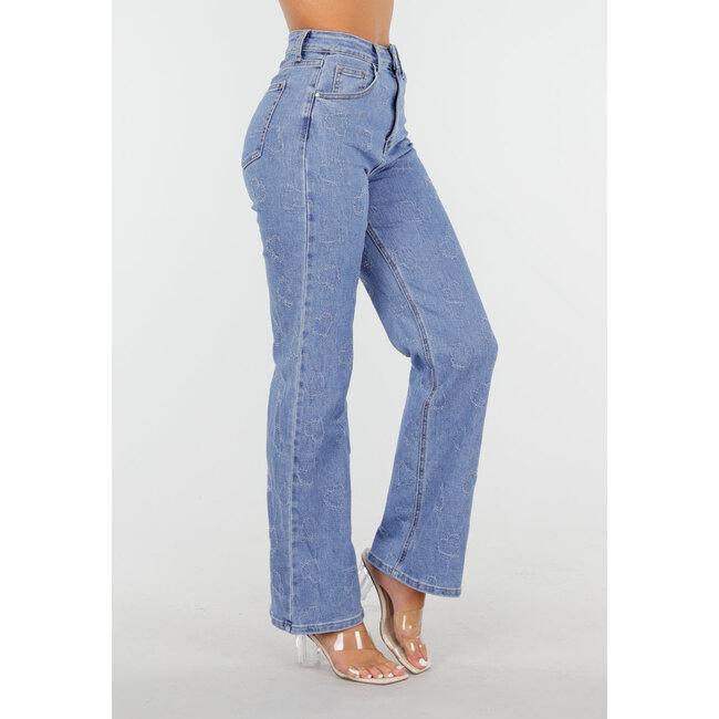 Hellblaue Jeans mit hoher Taille und gerüschten Herzen